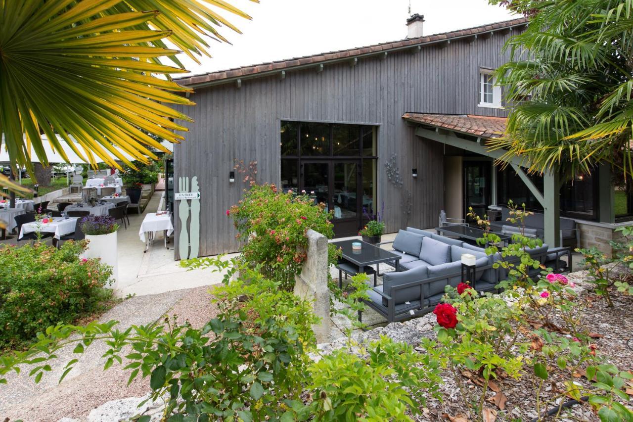 Logis Hotel Restaurant L'Essille Bassac Exteriér fotografie