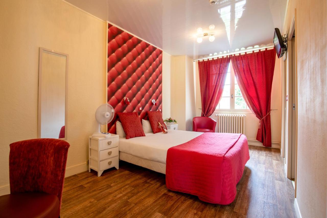 Logis Hotel Restaurant L'Essille Bassac Exteriér fotografie